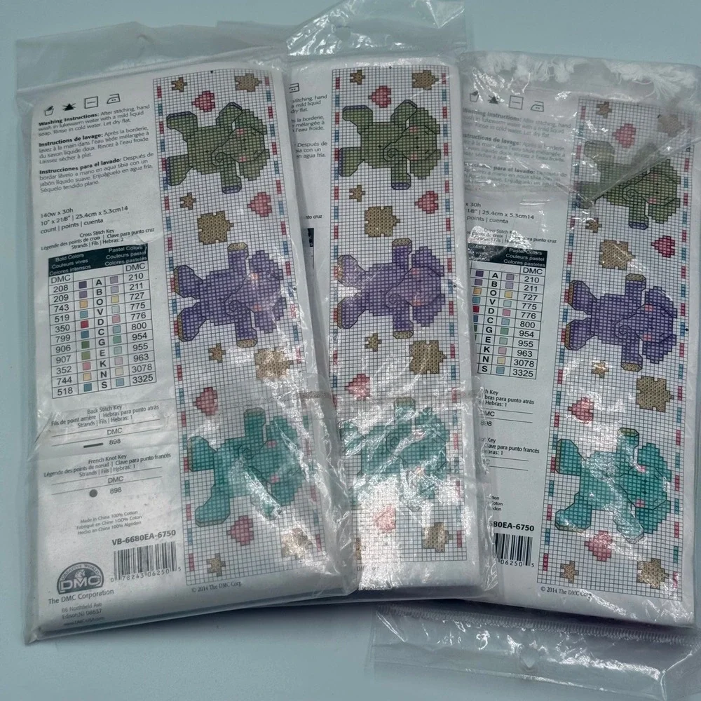 Lot of 3 Charles Craft White Velour Pullover Bibs 14 Count Aida Cross Stitch DMC